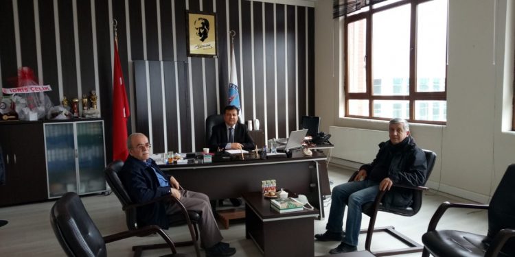 TTSO Başkanı Davut Efe Tavşanlı MYO Müdürü Prof. Dr. İsmet Çelik’e Hayırlı Olsun Ziyaretinde Bulundu