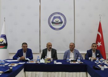 MECLİS BAŞKANIMIZ İLHAMİ AYDIN DİYARBAKIR TSO BAŞKANI MEHMET KAYA’YA ZİYARET GERÇEKLEŞTİRDİ.